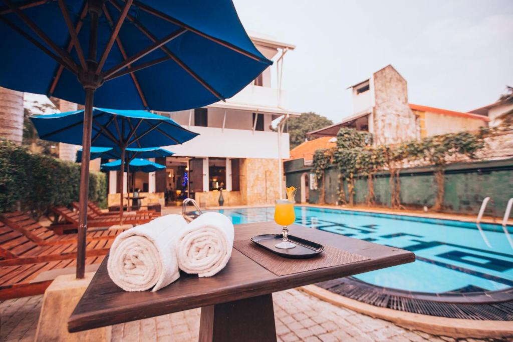 Bazén v ubytování St.Lachlan Hotel & Suites nebo v jeho okolí