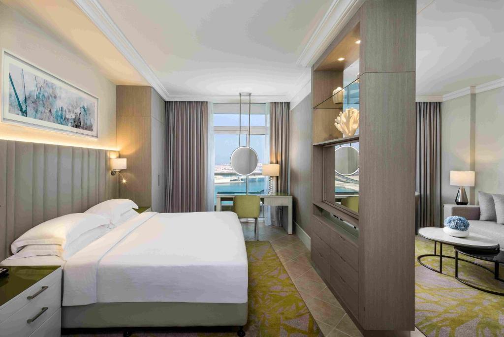 Beach Rotana – All Suites - 