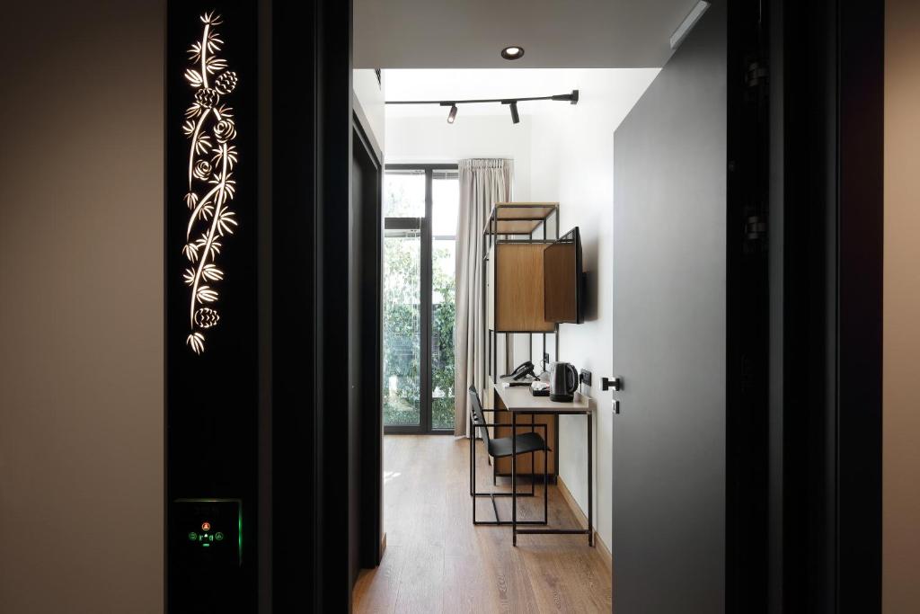 VERSOVERDE HOTEL Alzaia Naviglio Grande - Resim 42