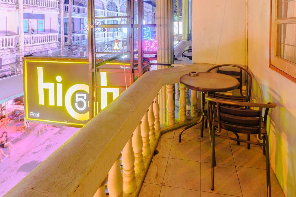 High5 Guesthouse - Resim 35