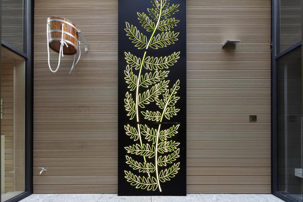 VERSOVERDE HOTEL Alzaia Naviglio Grande - Resim 17