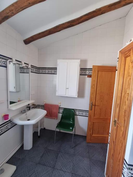 Koupelna v ubytování El Rulón, gran villa rural con piscina privada