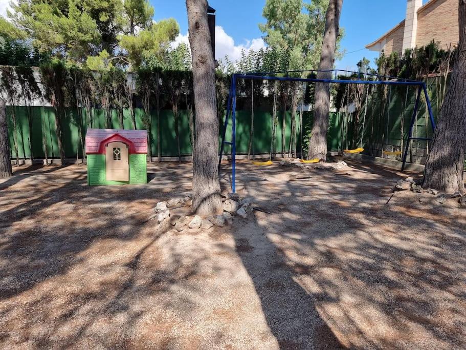 Herní místnost nebo prostor pro děti v ubytování El Rulón, gran villa rural con piscina privada