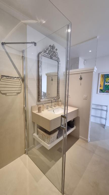 Kúpeľňa v ubytovaní Villa Nymphée