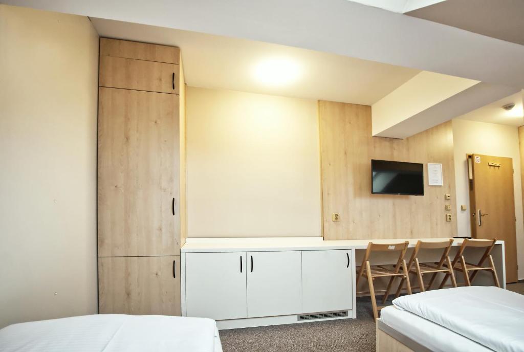 Restaurace a Penzion Praha - 19