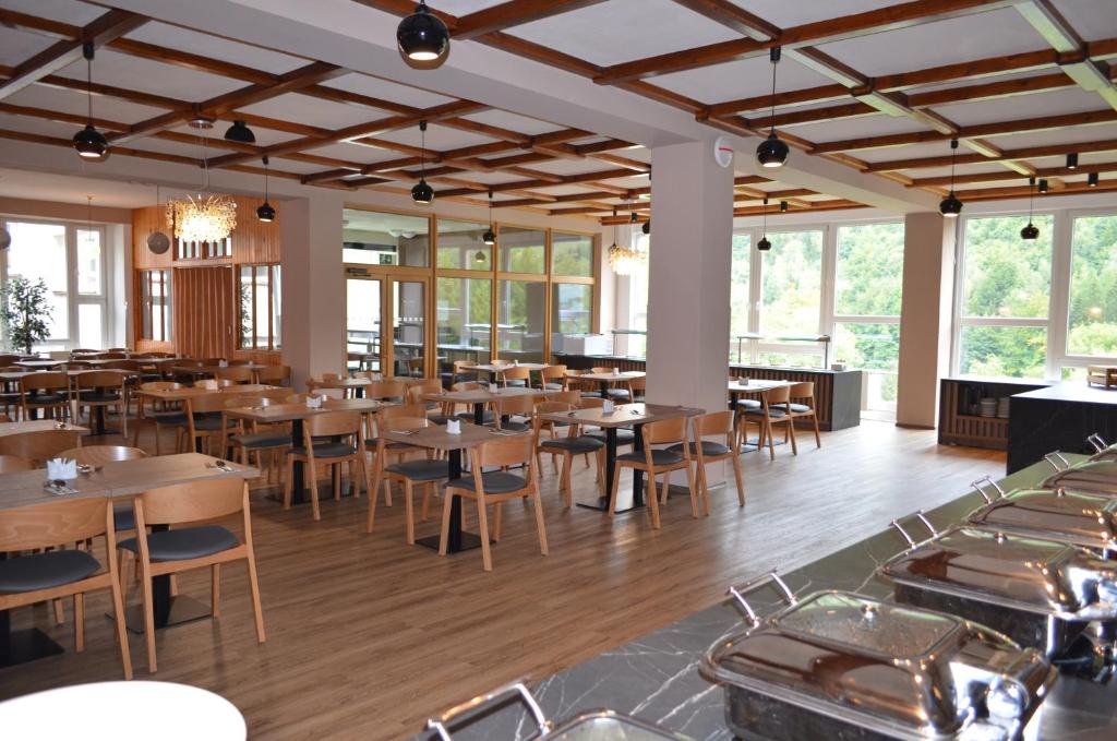 Restaurace v ubytování Resort Dlouhé Stráně