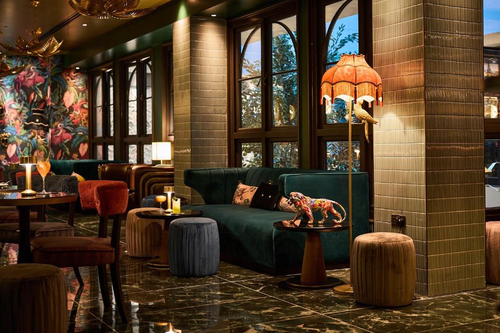 Hotel photo 12