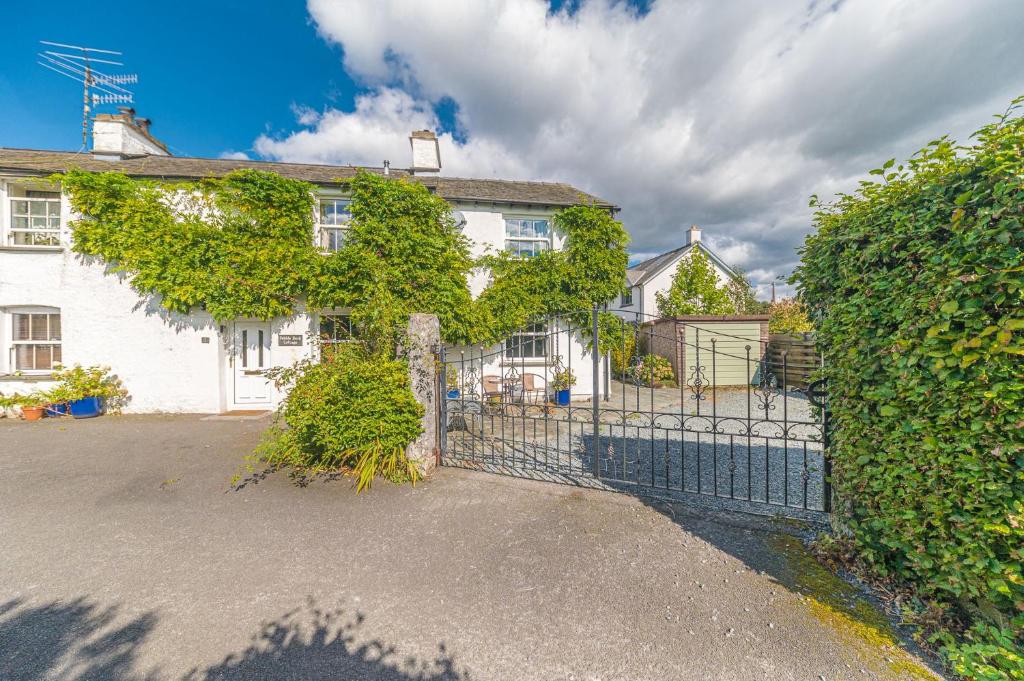 Pebble Beck Cottage Coniston, Coniston (updated prices 2024)