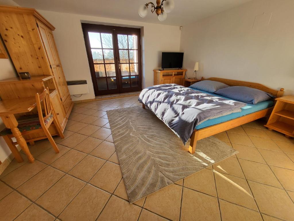 Penzion Kostelany - Chambre Double Avec Vue Sur Le Jardin