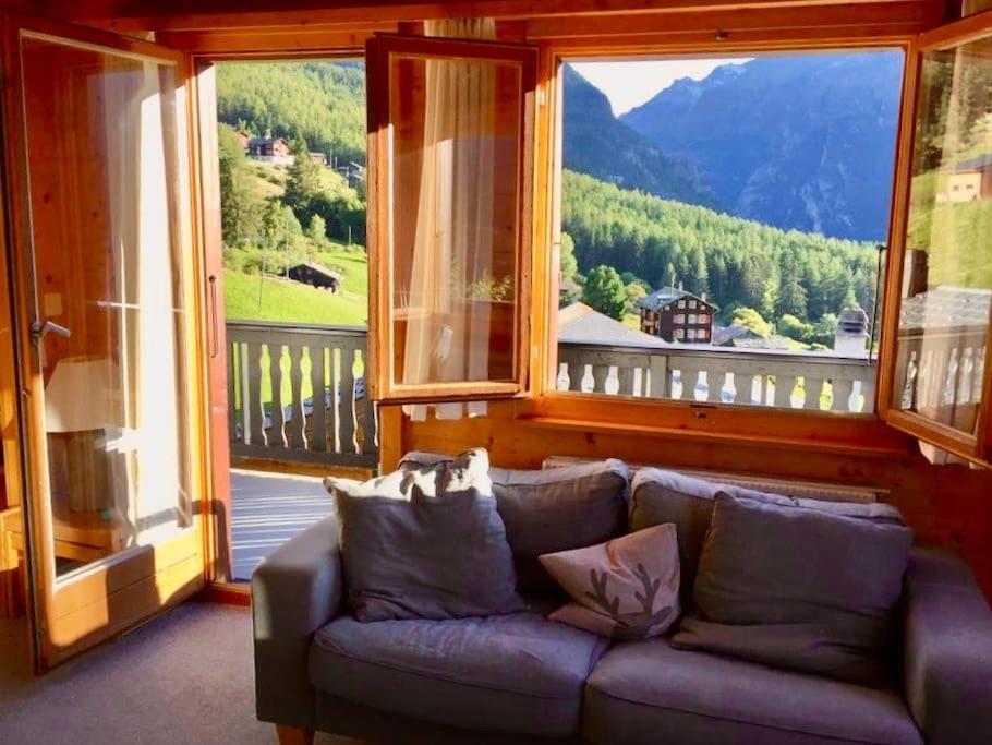 Fotografie z fotogalerie ubytování Chalet Arabesque - Switzerland v destinaci Grächen