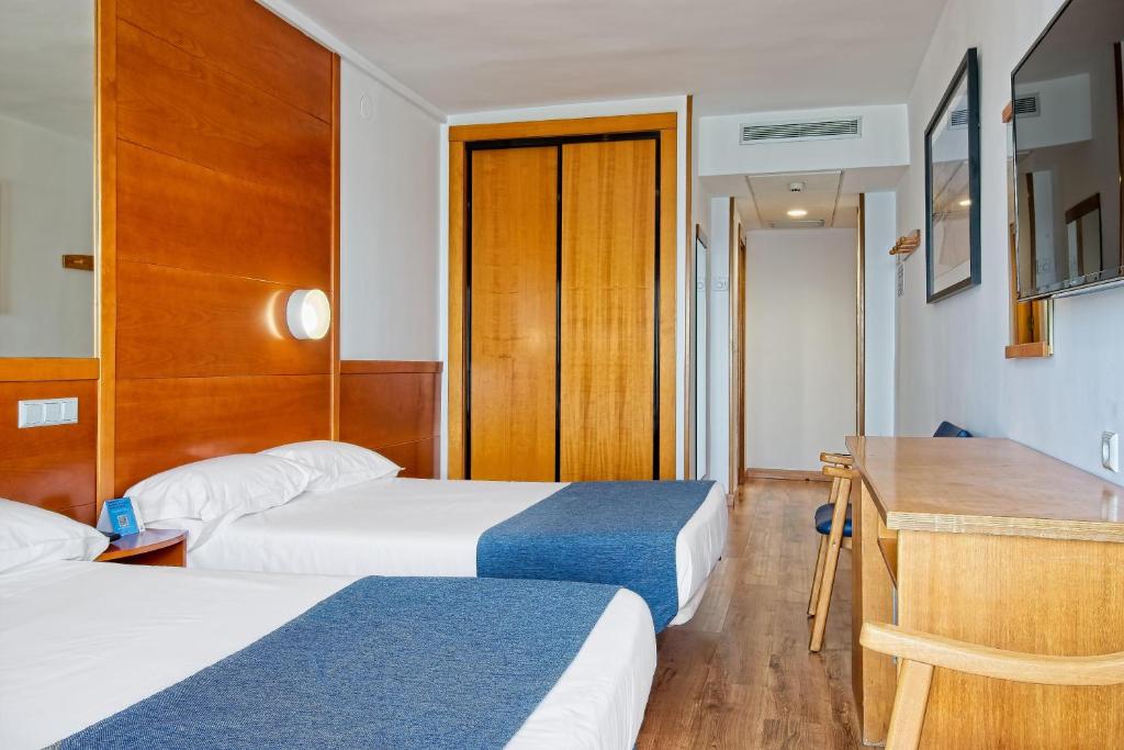 
Single Room with Sea View
