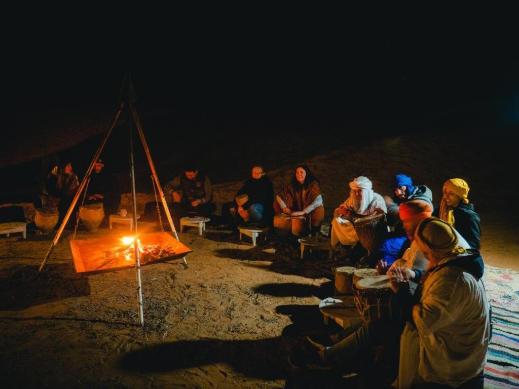 Ospiti di Chigaga Desert Camp