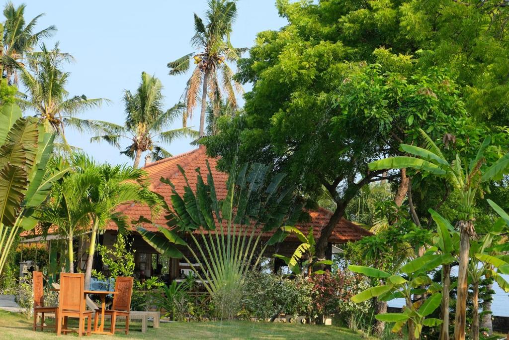 Zahrada ubytování Retreat Villa Toraja Baturinggit