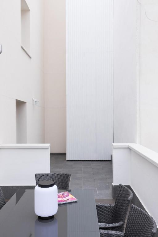 Dobo Madrid Las Torres - Two-Bedroom Apartment With Terrace