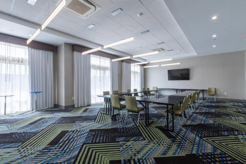 Holiday Inn Express & Suites Columbia Downtown The Vista by IHG photo