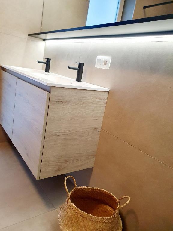 Kuchyň nebo kuchyňský kout v ubytování Vakantiewoning De Gavers