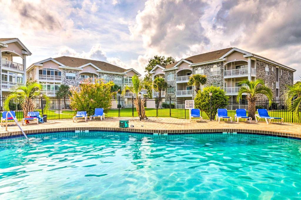 Myrtle Beach Vacation Rental with Pool Access!, Myrtle Beach (updated