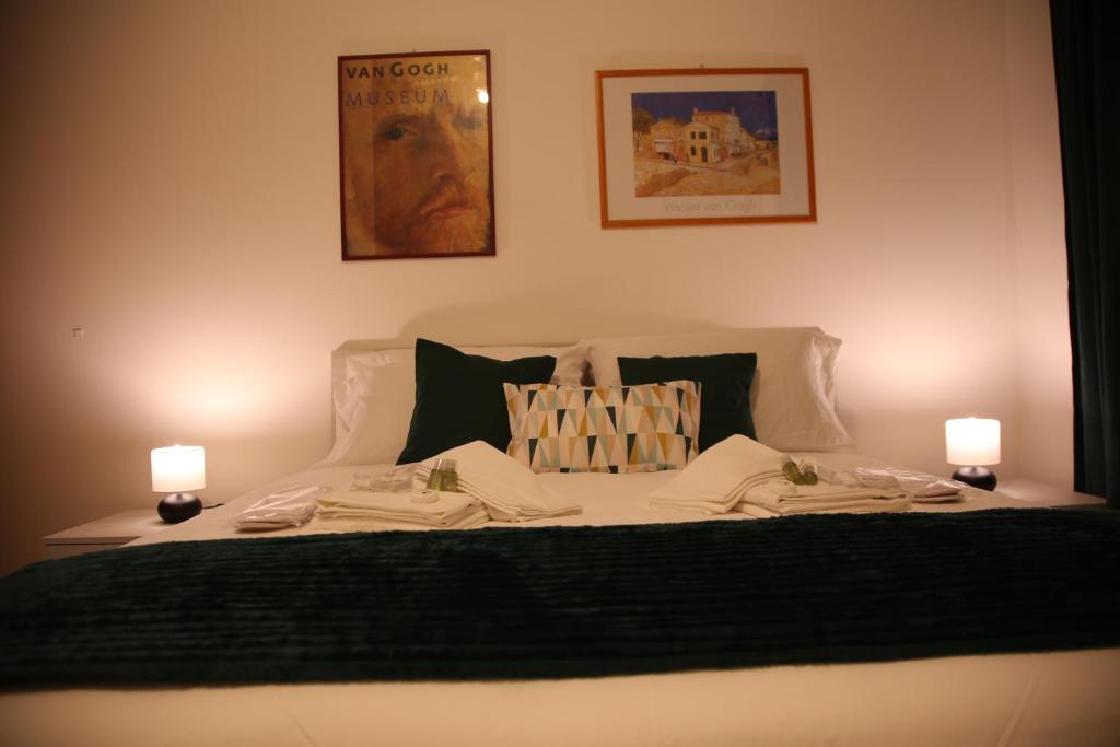 A bed or beds in a room at Appia Antica Guest House