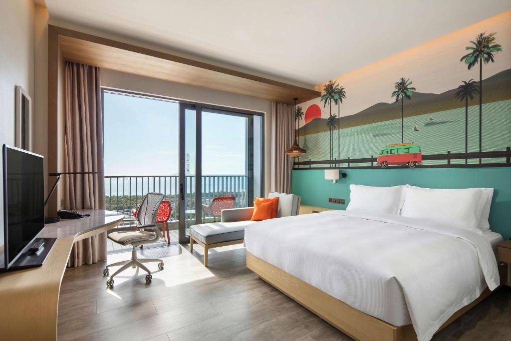 Hilton Garden Inn Sanya - Roi D'hôtes Avec Balcon Et Vue Sur La Mer