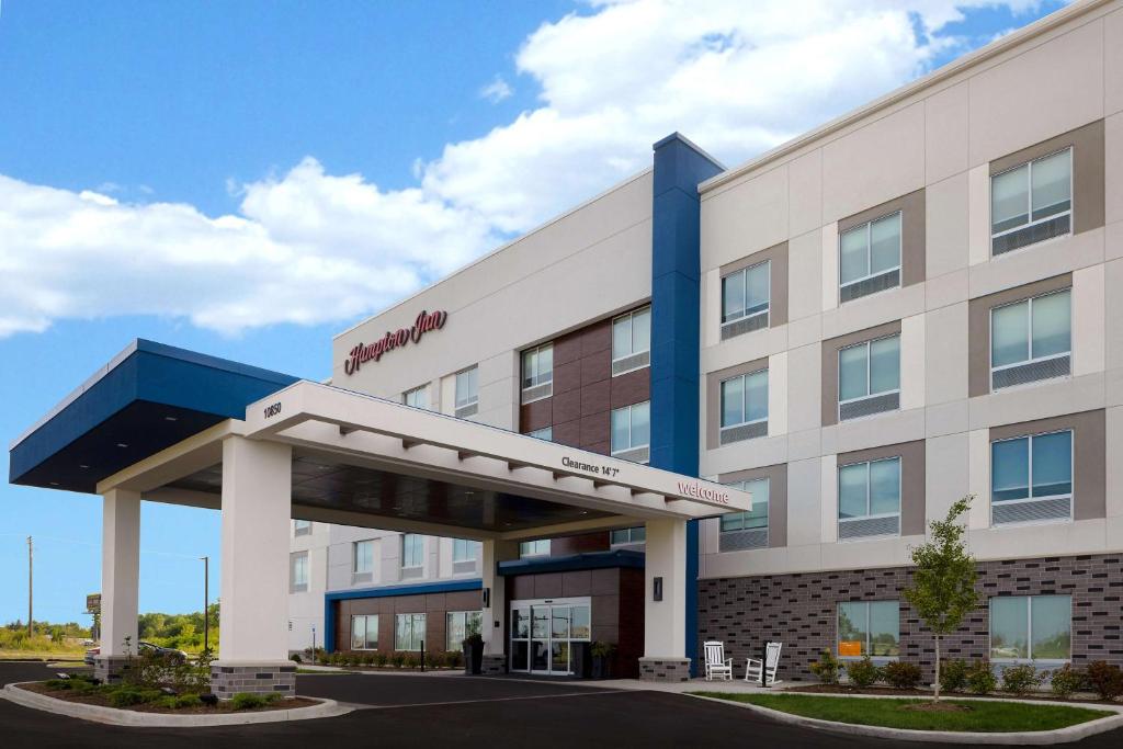 a rendering of the front of a hospital building at Hampton Inn Crown Point, In in Crown Point