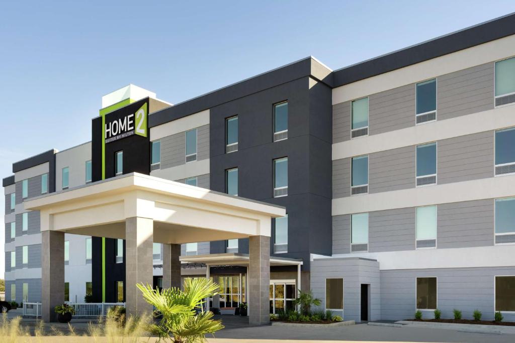 a rendering of the entrance to a hotel at Home2 Suites By Hilton Vicksburg, Ms in Vicksburg