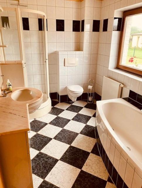 Koupelna v ubytování Ferienwohnung Wiek