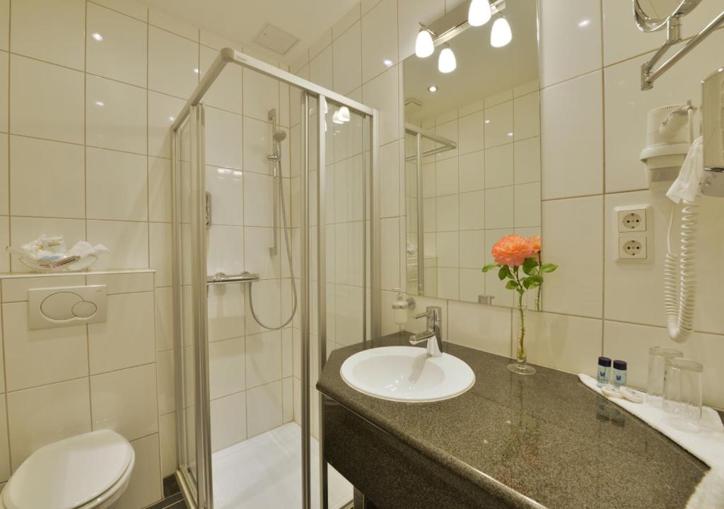 Koupelna v ubytování Hotel Rosenhof GmbH