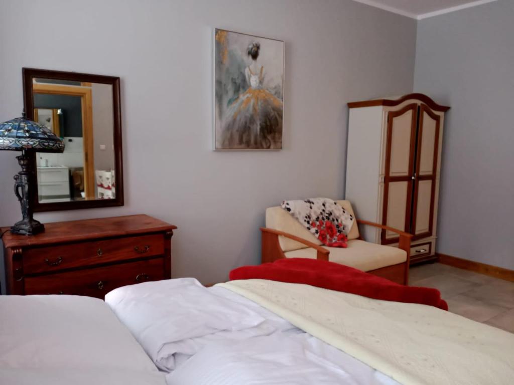 Sunny Bear Bed & Breakfast - 13