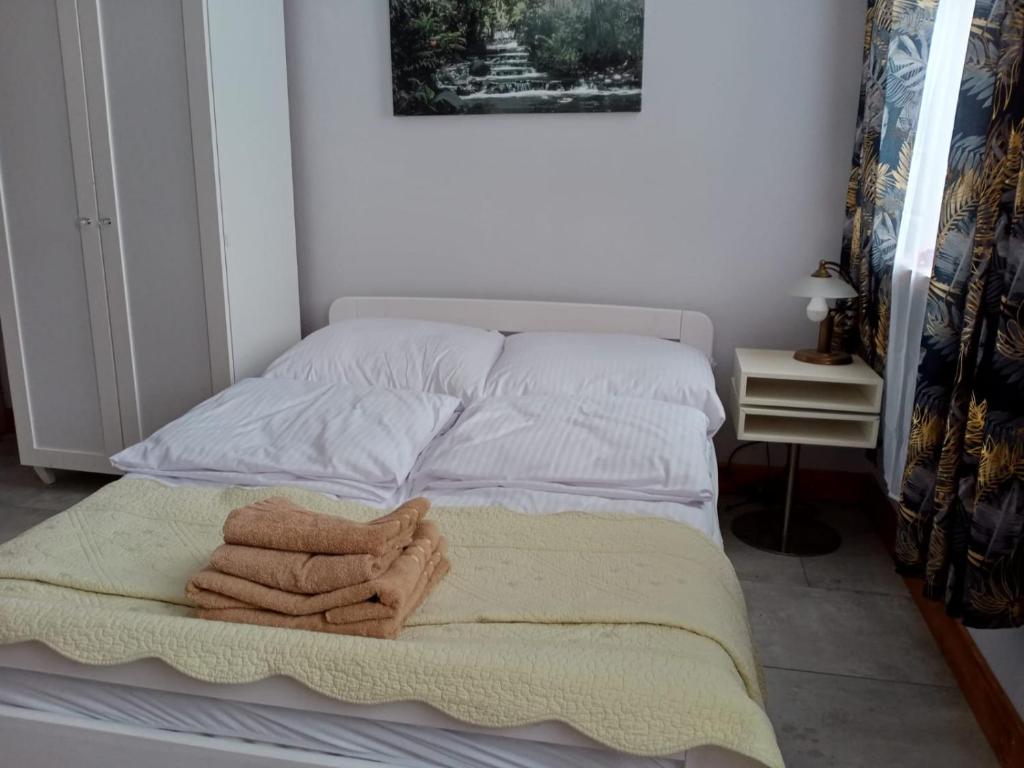 Sunny Bear Bed & Breakfast - 5