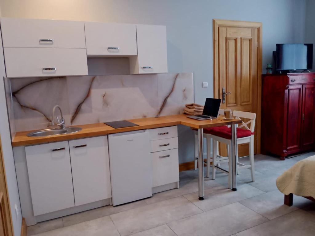 Sunny Bear Bed & Breakfast - 15