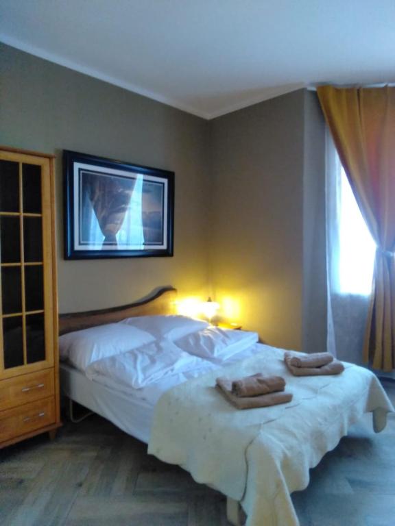 Sunny Bear Bed & Breakfast - 19