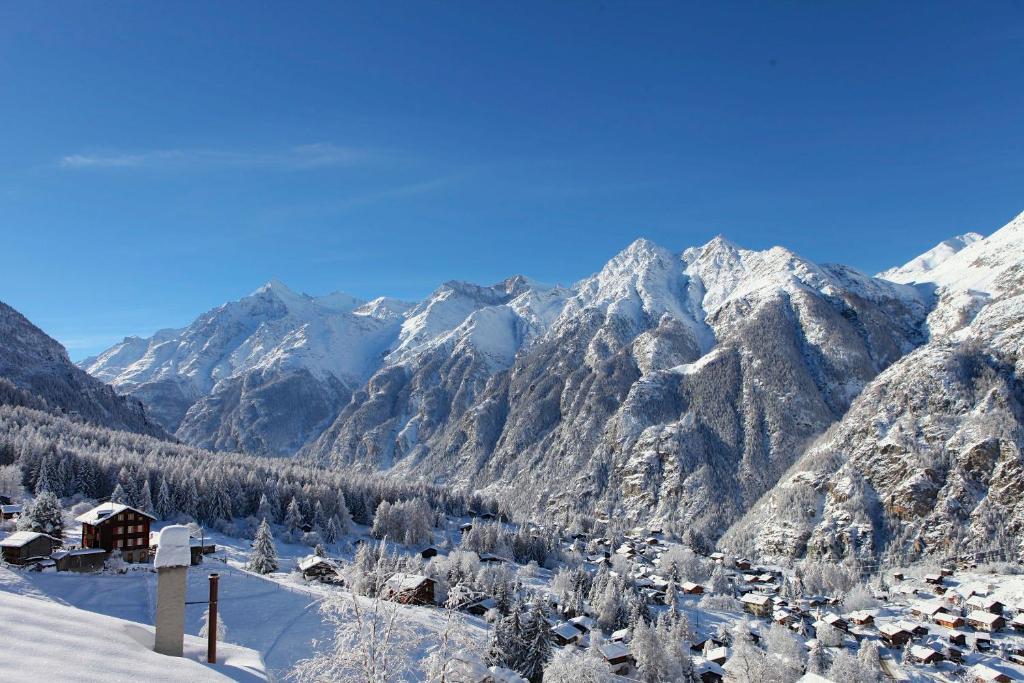 Fotografie z fotogalerie ubytování Chalet Arabesque - Switzerland v destinaci Grächen