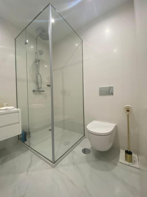 Uma casa de banho em Luxury Home - Vila Golfe Amarante