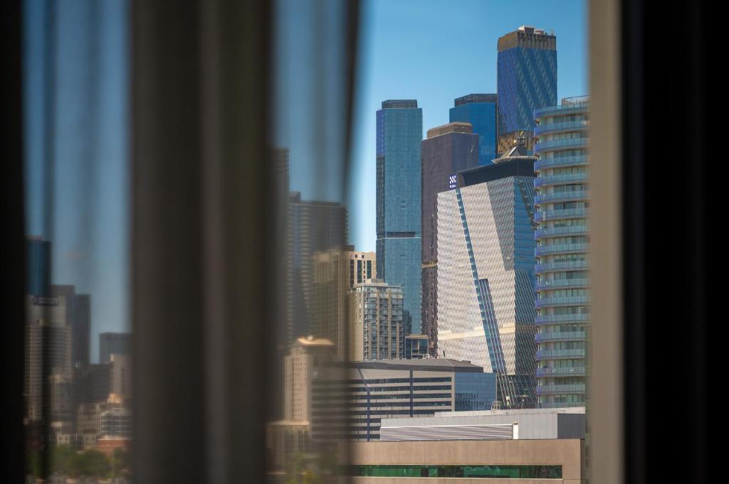 Nespecifikovaný výhled na destinaci Melbourne nebo výhled na město při pohledu z hotelu