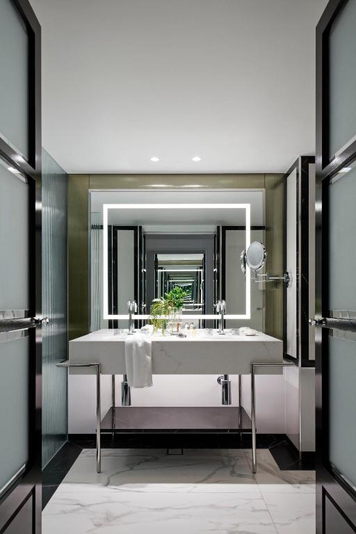 The Royce - Resim 18