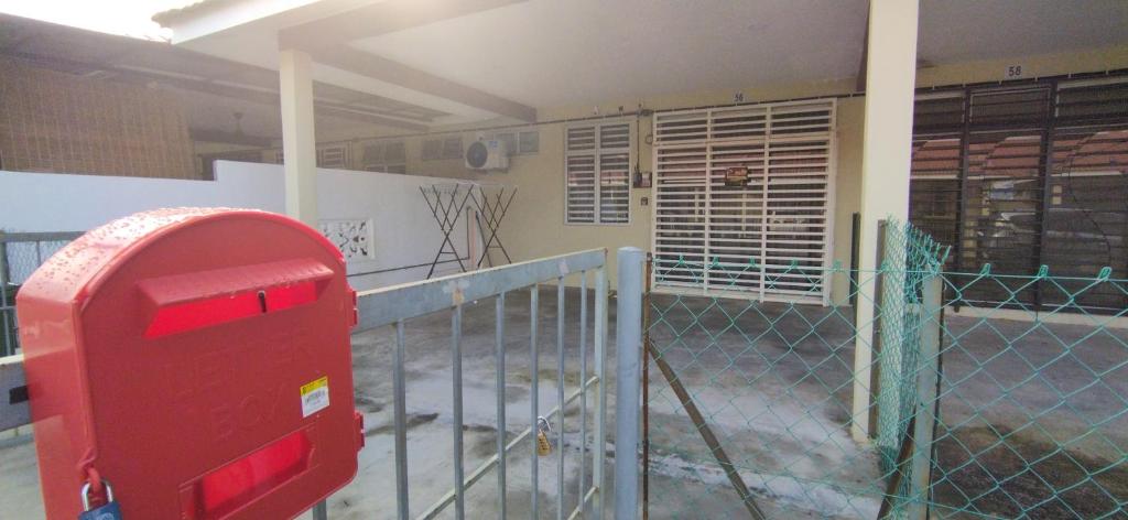 RaiRai Homestay Gambang - Casa De Tres Dormitorios