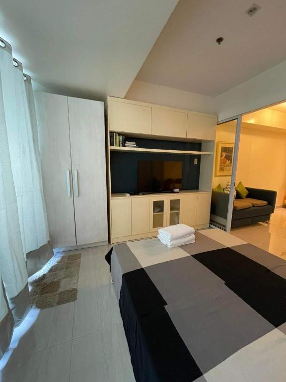 Kuchyň nebo kuchyňský kout v ubytování Azure Urban Resort with WIFI and Netflix