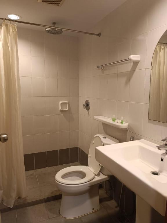 Koupelna v ubytování AMB LAI LAI HOTEL