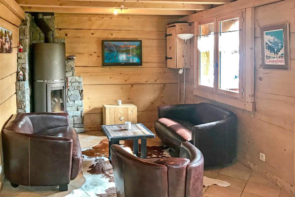 TV a/nebo společenská místnost v ubytování Alpen Lounge