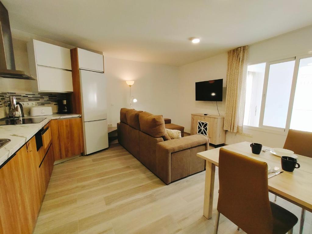 Kuchyň nebo kuchyňský kout v ubytování Nerja Sun Apartment Bronce A Centro