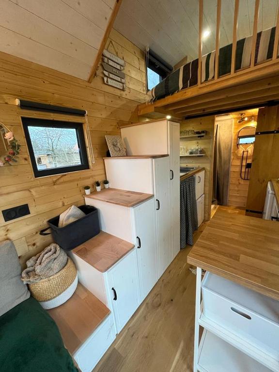 Kuchyň nebo kuchyňský kout v ubytování Tiny House