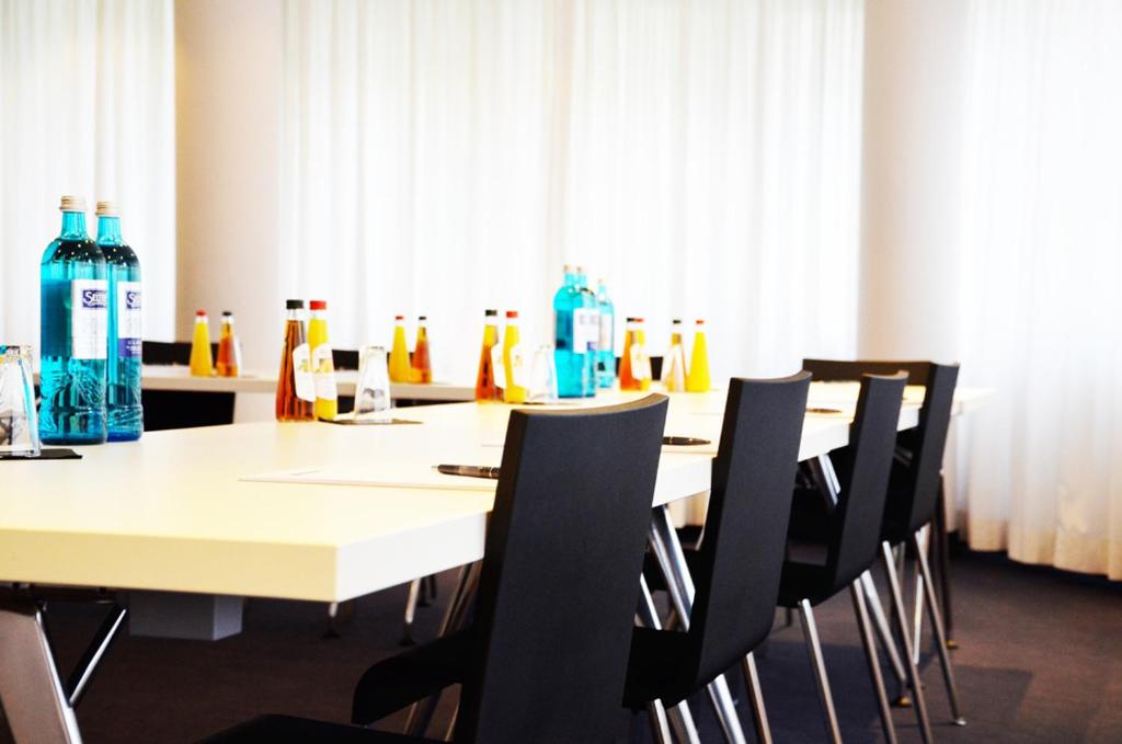 Bristol Hotel - Frankfurt City - Central Station - Messe - Resim 26