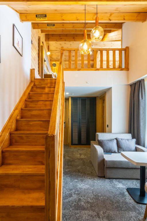 Фотография из галереи SARPİNO MOUNTAİN HOTEL в Сарыкамыше