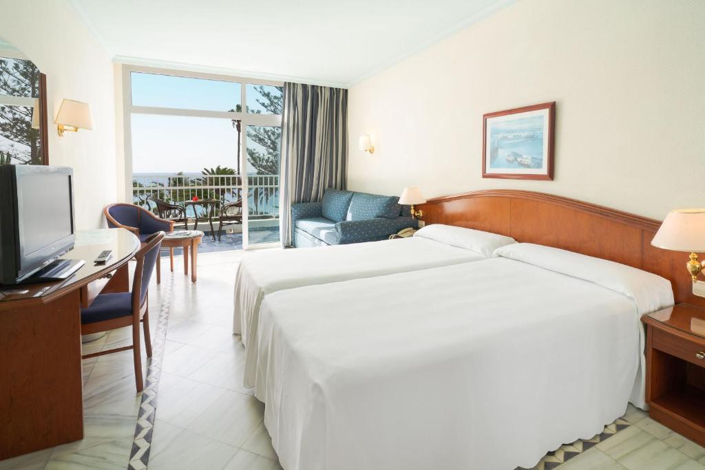 VIK Hotel San Antonio - Family Room With Sea View (3 Adults + 1 Child)