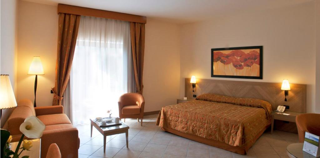 Resort Marina di Castello Golf & Spa, Castel Volturno, Italy - Booking.com