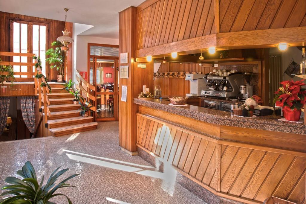 Fotografie z fotogalerie ubytování Albergo Ponte di Nava v destinaci Ormea