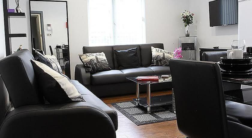Posezení v ubytování Lewis Apartment 1 Northern Quarter Sleeps Upto 4