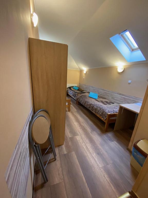 Verona Panzió - Habitación Triple Con Baño Privado