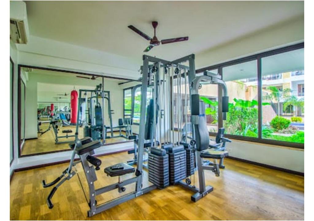 Fitness centrum a/nebo fitness zařízení v ubytování Telferk Acron Seawinds Apartment- Baga
