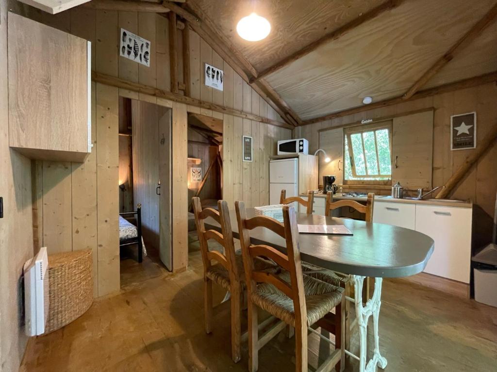 Les Chalets de Labeaume - Family Bungalow